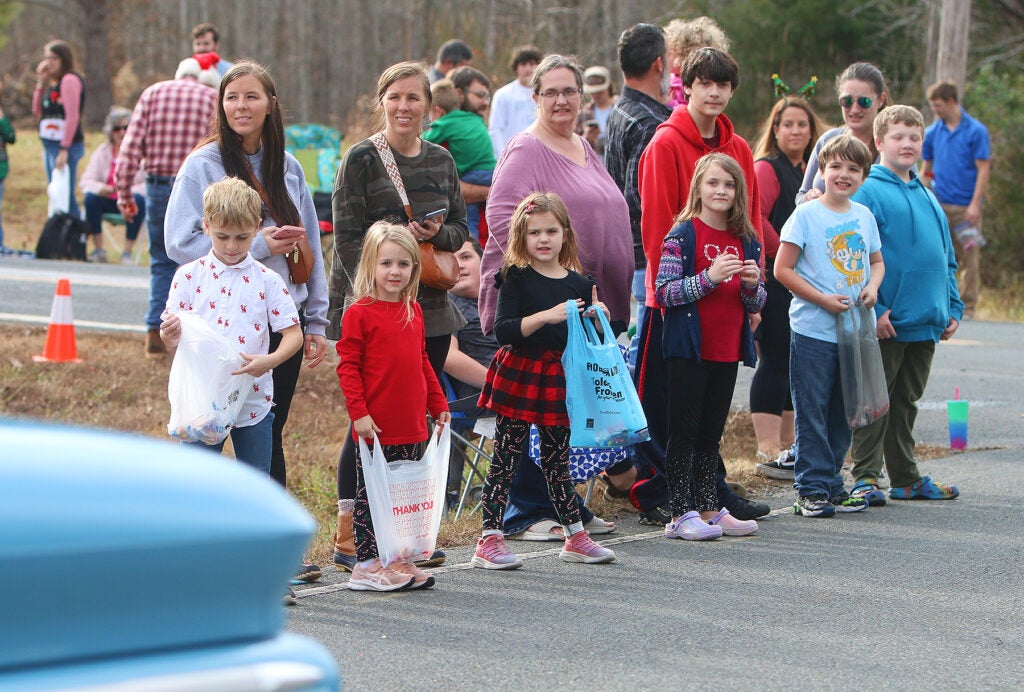 PHOTO GALLERY Palestine Christmas Parade The Stanly News & Press