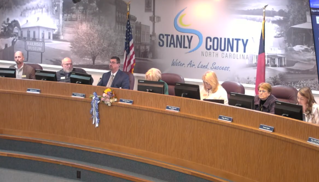 Stanly school board approves potential makeup days