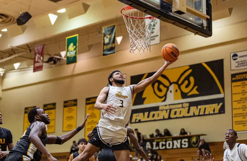 Falcons extend streak, stay atop USA South standings